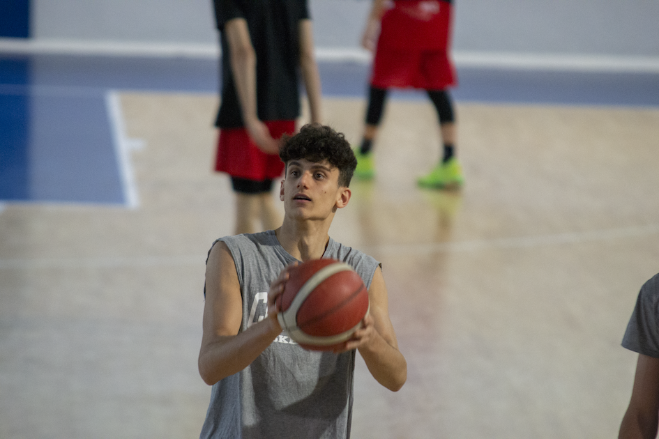 LEAGUE B – ANDREA LORO WILL CONTINUE FLYING OVER COLLEGE’S RIMS